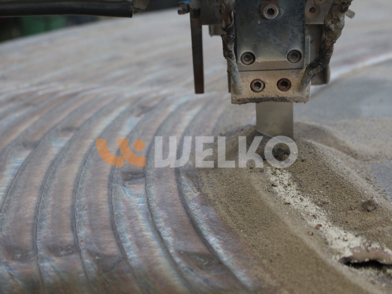 SAW (Submerged Arc Overlay Welding)